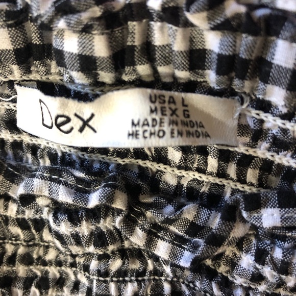 EUC Women’s DEX Black & White Gingham Cold Shoulder Top - Picture 5 of 5